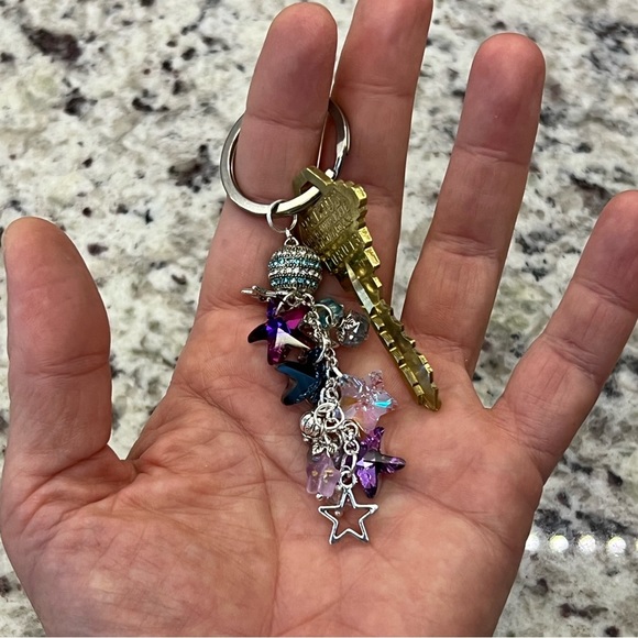 Handmade Boutique Sparkly Celestial Star Charms Keychain - Picture 4 of 6